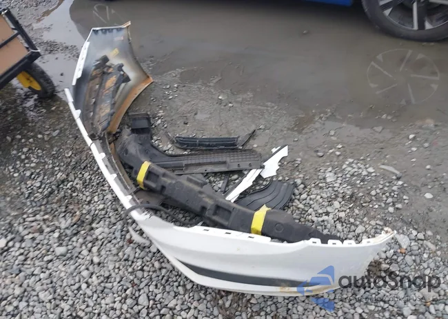 5NPE34AF8GH321482: 43877906