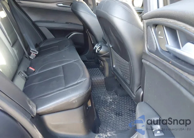 ZASPAKBN0N7D37161: 43878049