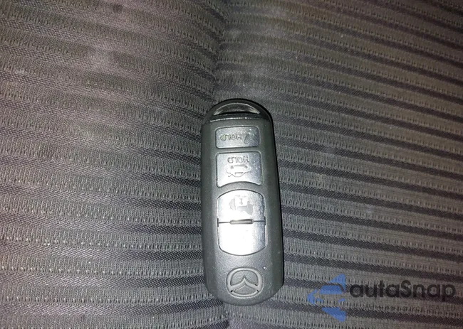 3MZBM1V7XFM133053: 43878113