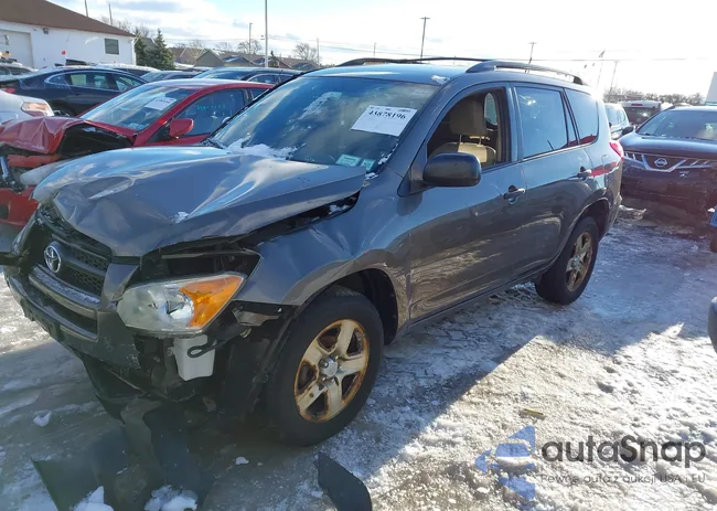 JTMZF4DV7B5033019: 43878196