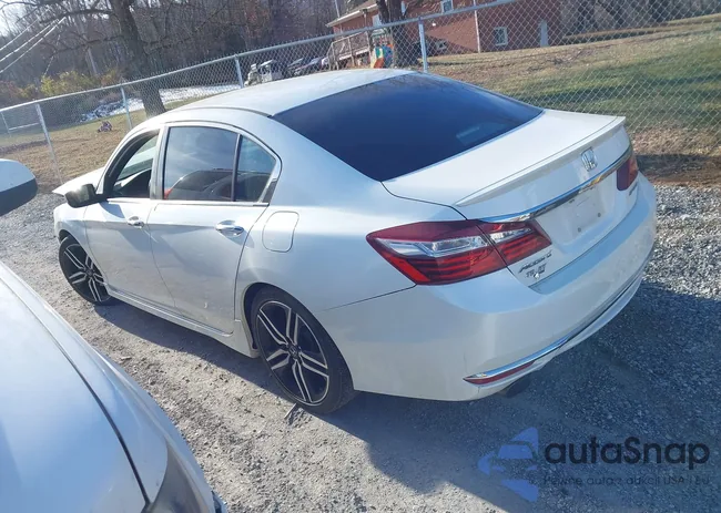 1HGCR2F5XHA287775: 43878197