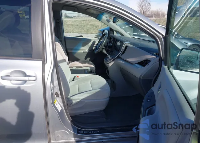 5TDKK3DC5FS683246: 43878351