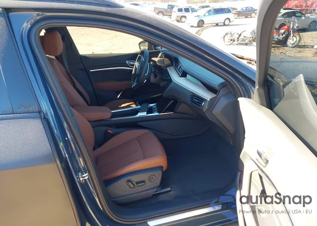 WA15AAGE6RB066722: 43878439