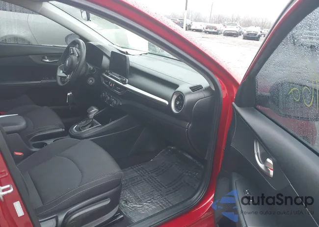 3KPF24AD0LE148478: 43877462