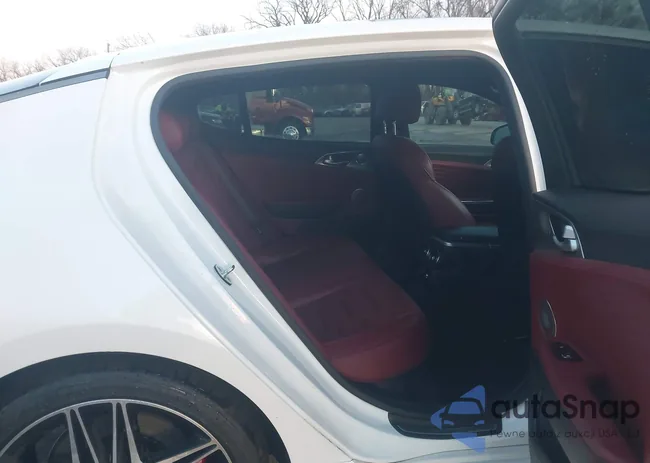 KNAE55LC1N6111653: 43877569