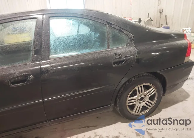 YV1RS592192721376: 43877590