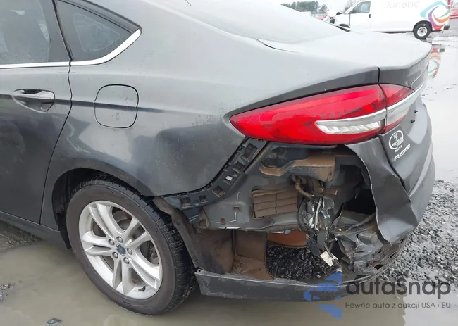 3FA6P0HD1JR229100: 43877689