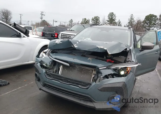 JF2GUADC8R8201805: 43877694