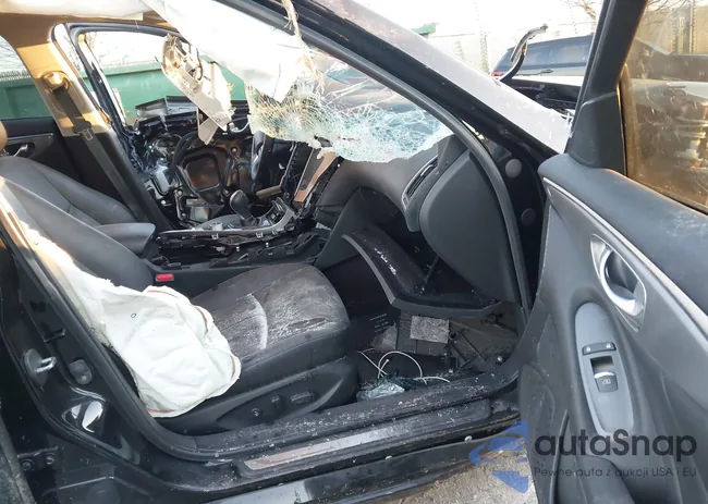 JN1BV7AR7FM416468: 43877747