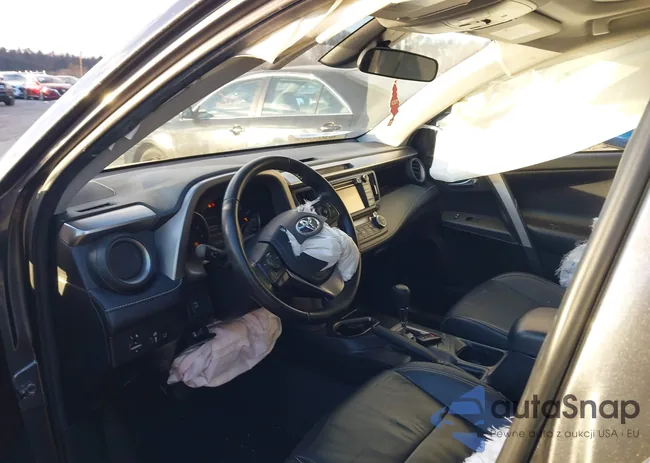 JTMRFREV6JJ739951: 43877802