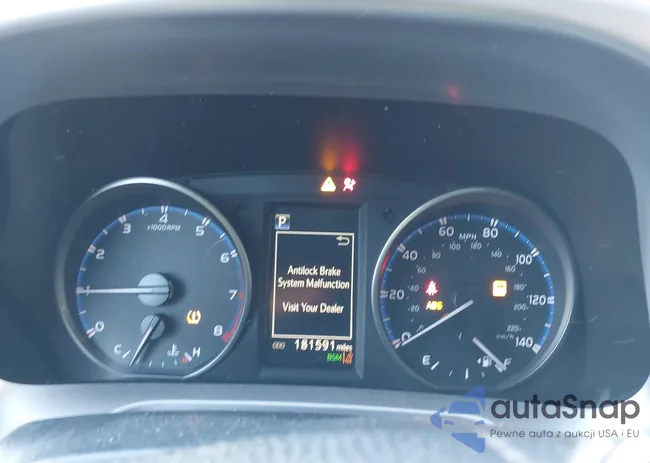 JTMRFREV6JJ739951: 43877802