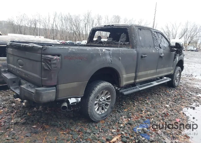 1FT7W2B67JEC37874: 43879221