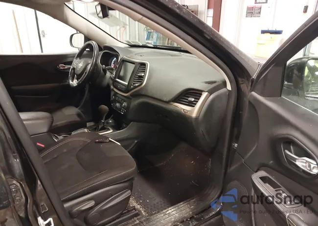 1C4PJMCS6GW262502: 43879226