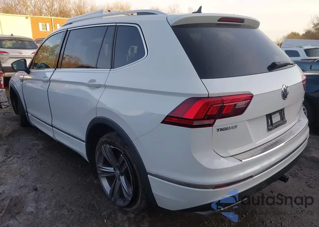 3VV4B7AX7JM191142: 43879387