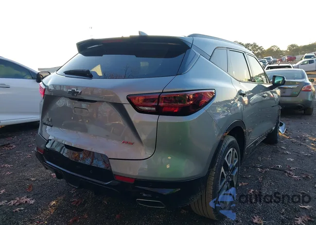 3GNKBERS3SS137828: 43879409