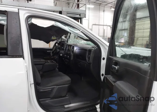 1GC1YNEY4MF263734: 43879416