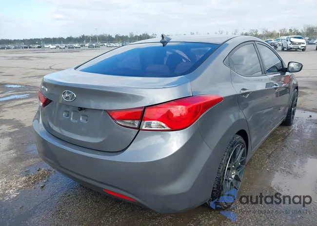 5NPDH4AE5CH135929: 43878591