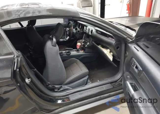 1FATP8EM6F5427235: 43878604