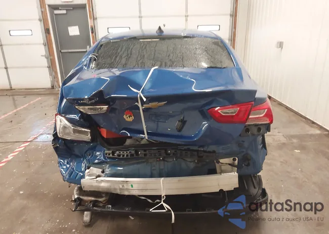 1G1ZB5ST9PF177930: 43878671