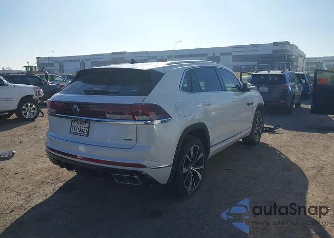 1V2FE2CA4RC230520: 43878703