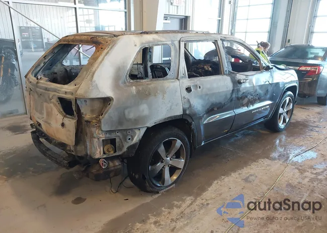 1C4RJEBG0FC231869: 43878846