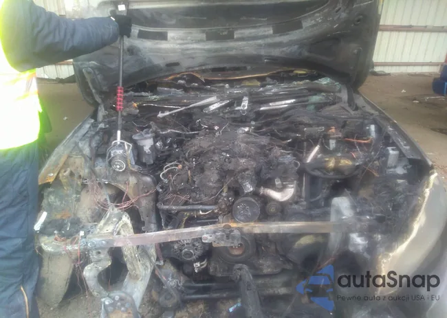 WVGEP9BP5DD003695: 43879935