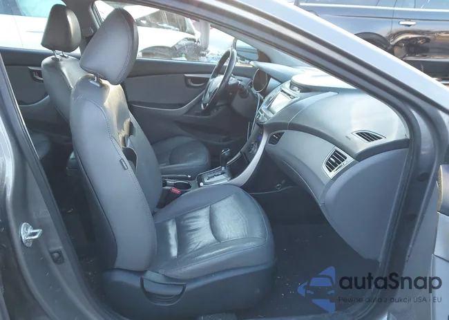 5NPDH4AE5DH273617: 43879947