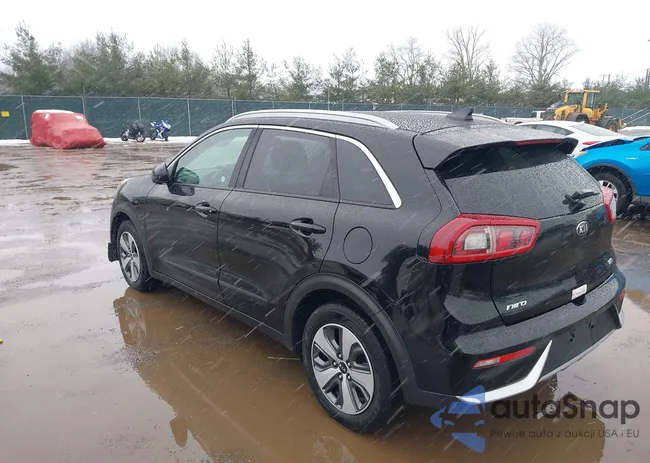 KNDCB3LC3J5151420: 43879955