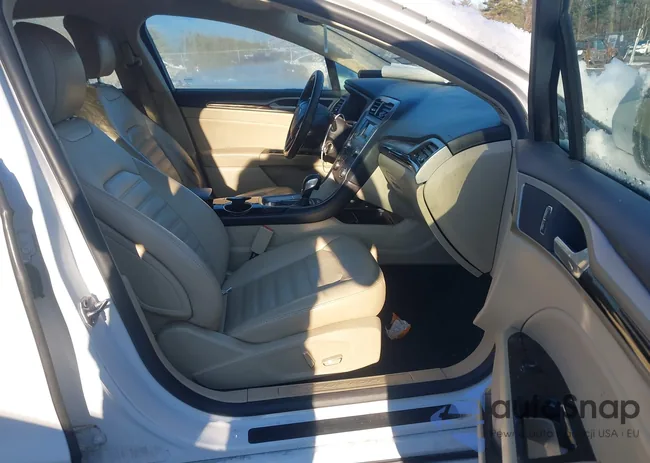 3FA6P0HD1GR284736: 43879959