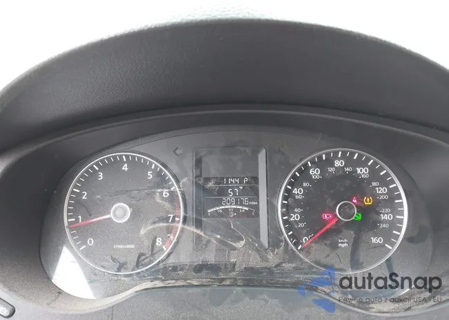 3VWDX7AJ3DM400017: 43880018