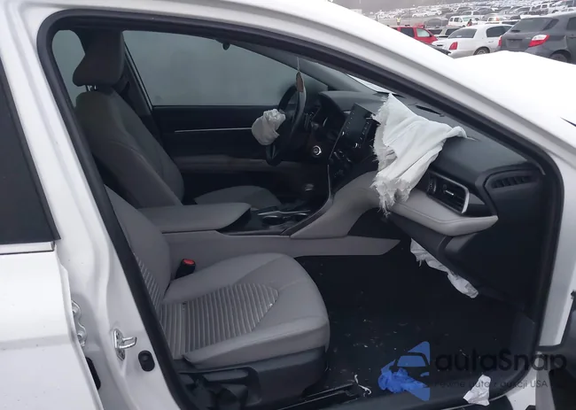 4T1G11AK1NU638772: 43880102