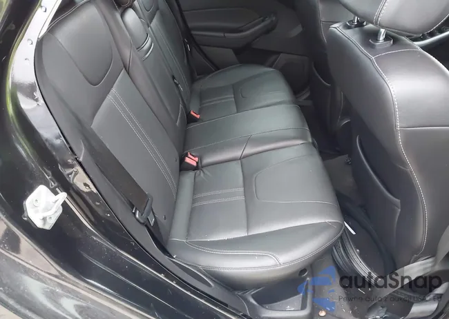 1FADP3F28DL276136: 43880116