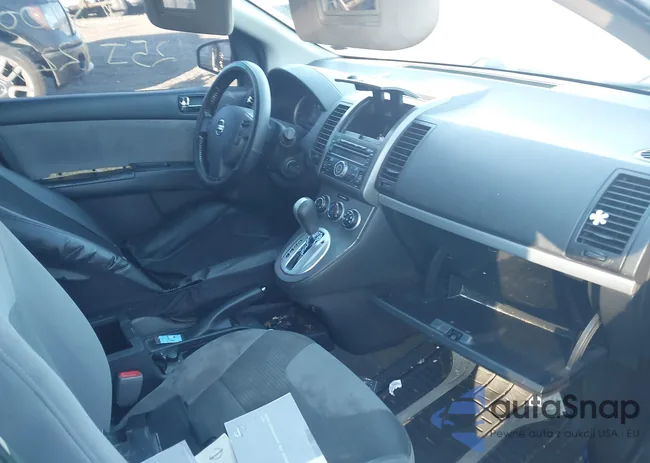 3N1AB6AP3CL737037: 43880182