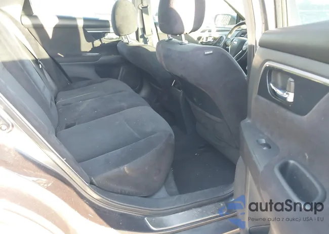 1N4AL3AP4DN496945: 43880209