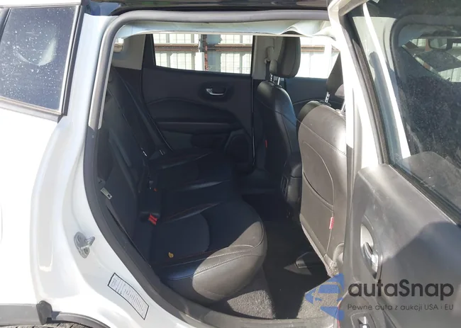 3C4NJDDB7LT177349: 43880347