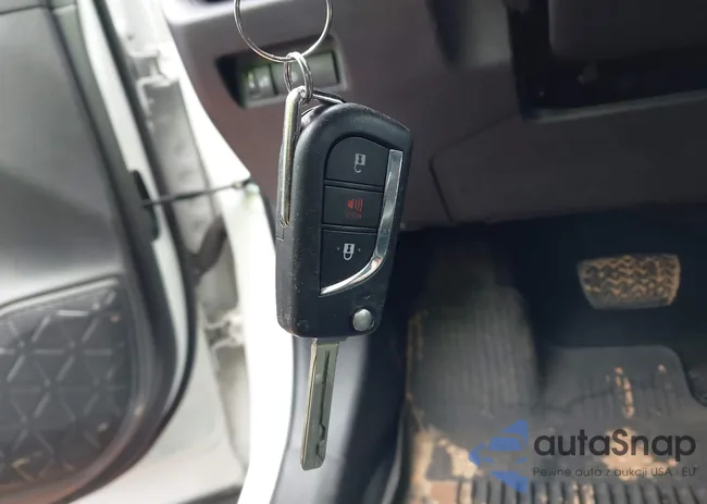 2T3K1RFVXMC116967: 43880432