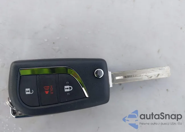 NMTKHMBX1JR047053: 43879525