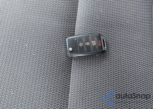 3KPFK4A71JE170545: 43879592