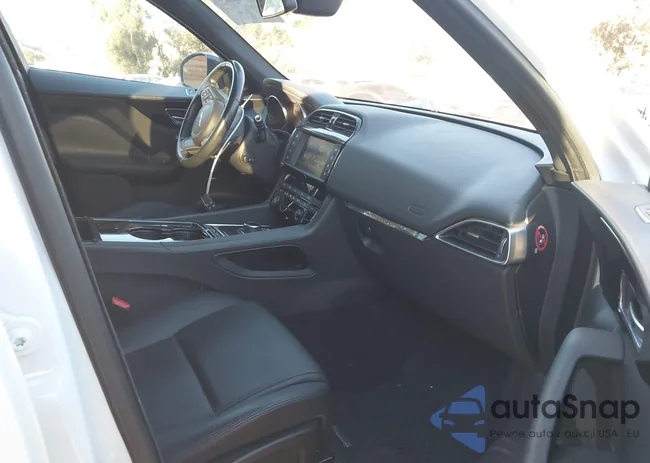 SADCJ2BVXHA088693: 43879649