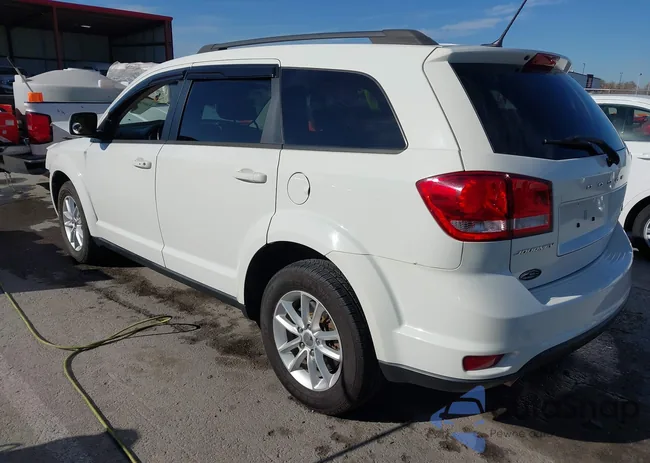 3C4PDCBG0FT747415: 43879697