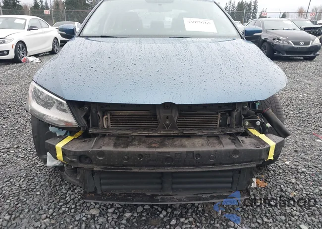 3VWD17AJ7FM302452: 43879765