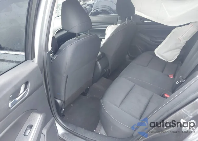 1N4BL4BV3NN353445: 43879782