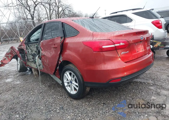 1FADP3F26JL330416: 43880895