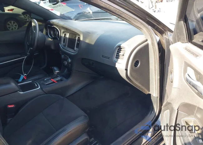 2C3CDXGJ8JH248099: 43880899