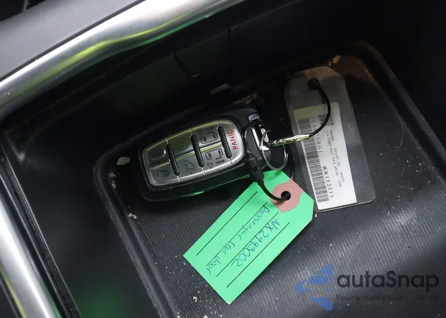 2C4RC1BG1RR152211: 43880903