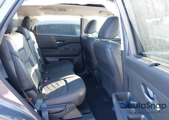 5N1DR3DG2SC222004: 43880937