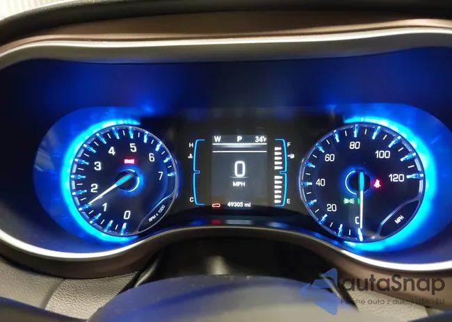 2C4RC1CG8RR133220: 43880983