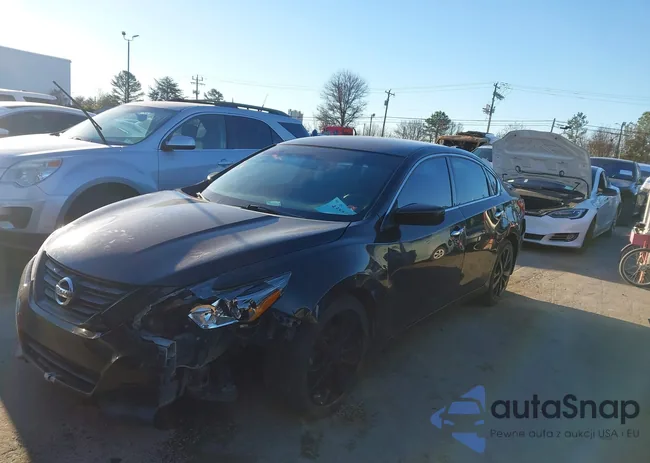 1N4AL3AP6JC193561: 43881053