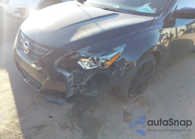 1N4AL3AP6JC193561: 43881053