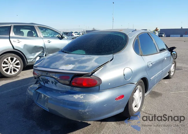 1FAFP53U4XG269630: 43881069